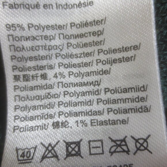 Brand New Helly Hansen Winter Beanie Toque. One size fits all. - Picture 9 of 11